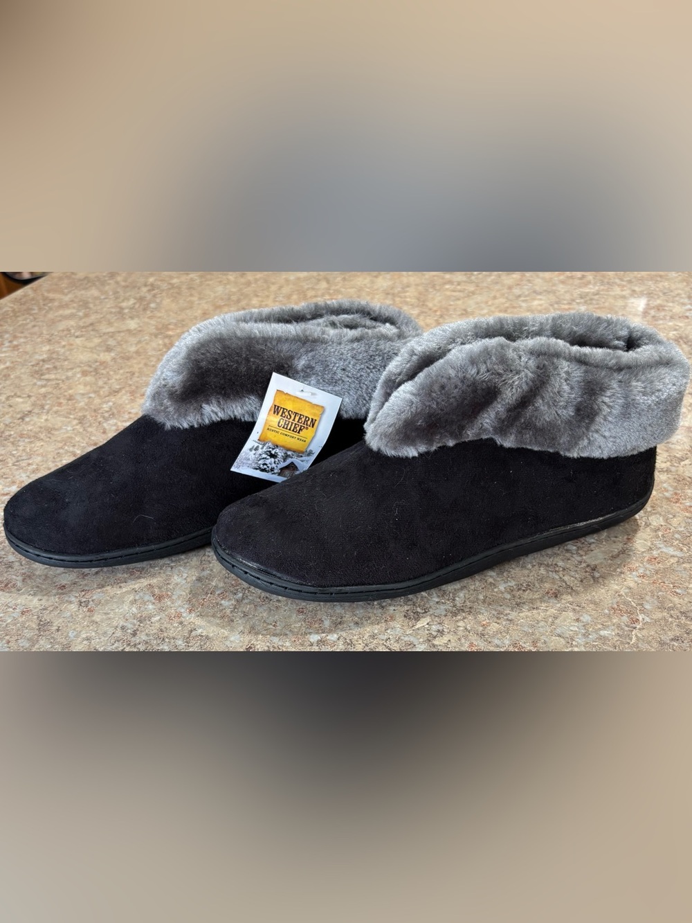 Western Chief Women's Black Slippers with Gray Faux-Fur Collar